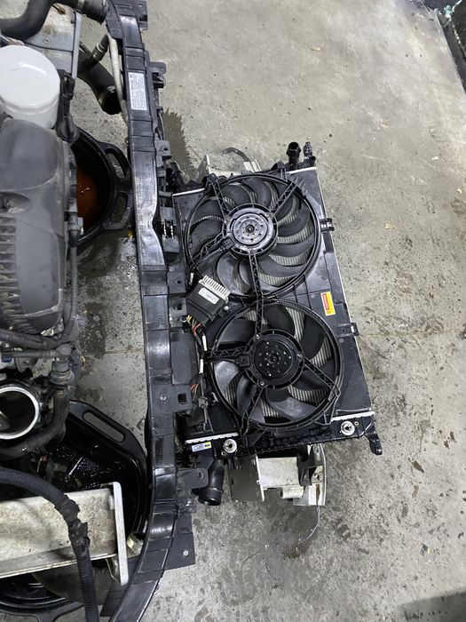 Касета передня панель радіатори підсилювач audi A4 B8 A5 Q5 А4 В9