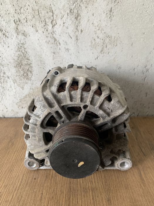 Alternator Peugeot Citroen 1.6 E-HDI 9678048880 CL15