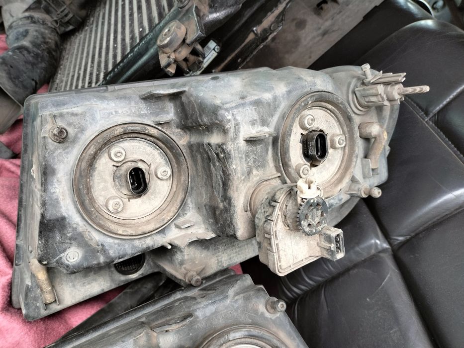 Фари Jeep Grand Cherokee WJ