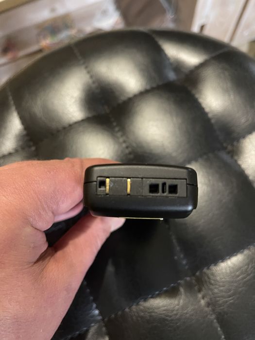 Оригінальна Bluetooth- гарнітура ВЕNTLEY. Телефонна трубка Bentley.