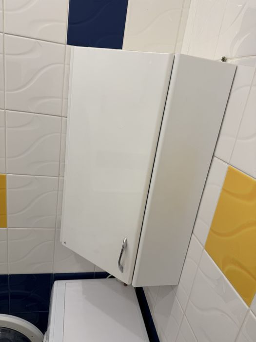 Продам тумбу подвесную для ванной