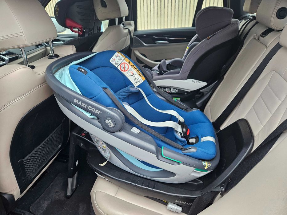 Fotelik samochodowy Maxi-Cosi Coral + baza Familyfix 3 + adaptery do wózka