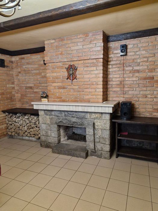 Приміщення по вул. Монастирська ( готовий бізнес)