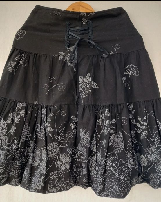 Saia Preta rodada