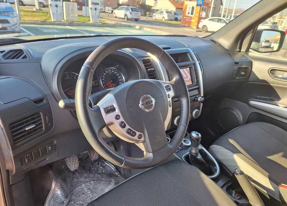 Nissan X-Trail 2.0