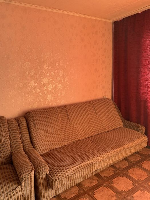 Продам 1/2 квартири
