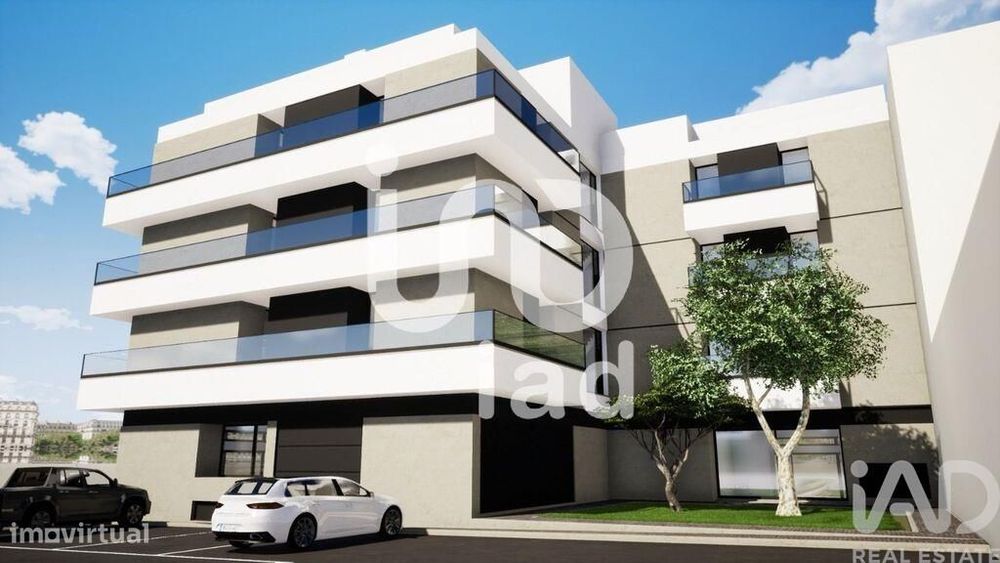 Apartamento T2 em Quelfes de 133,00 m2