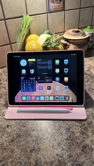 Tablet iPad Apple Retina 10” + NOWY RYSIK 2 gen +nowe etui-  PROCREATE
