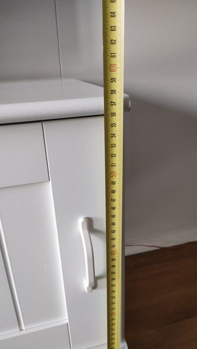 Móvel de TV branco ikea