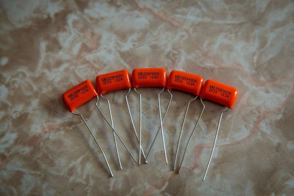componente electronico 2x Orange drop cap .022uF para guitarras