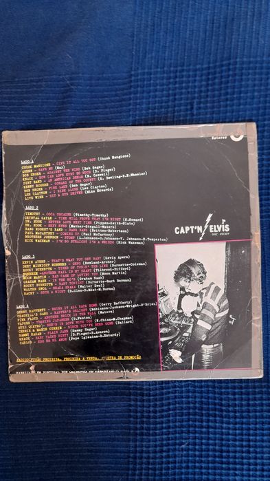 Vários discos vinil de vários artistas