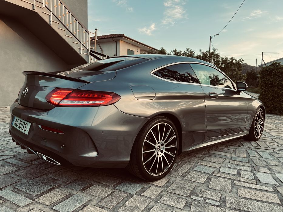 Mercedes-Benz C220D Coupe Bi-Turbo AMG 9G-Tronic Pack Night