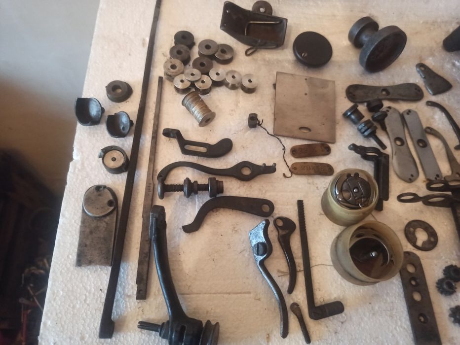 Запчастини для швейних машин