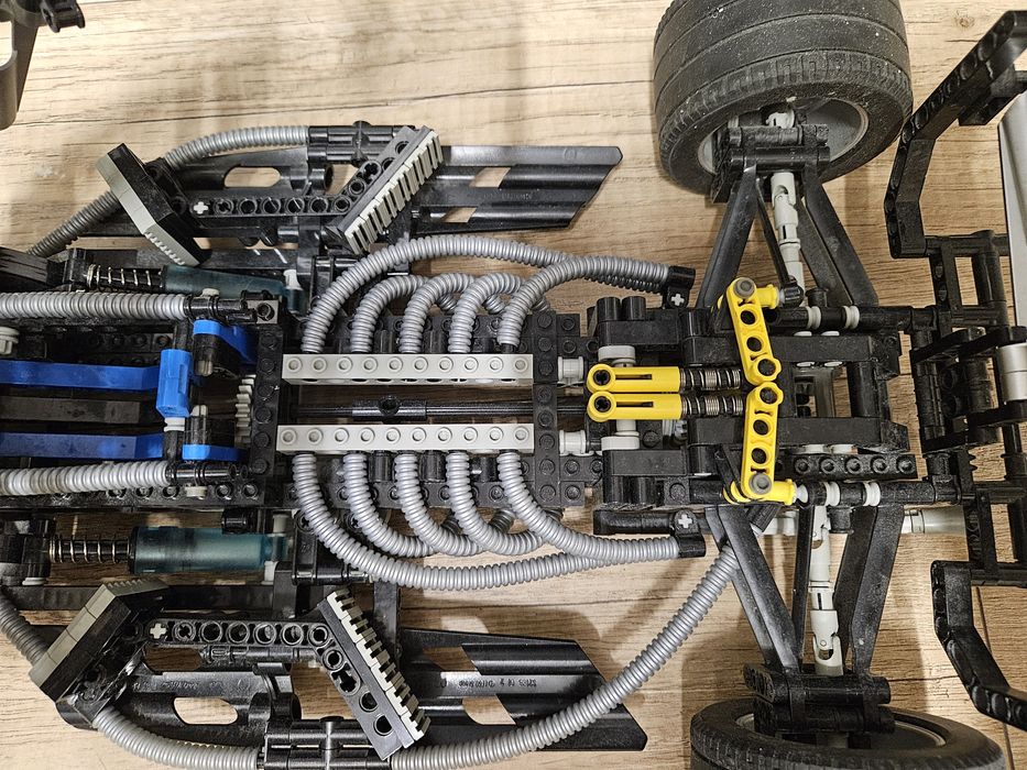 Lego Technic silver champion 8458