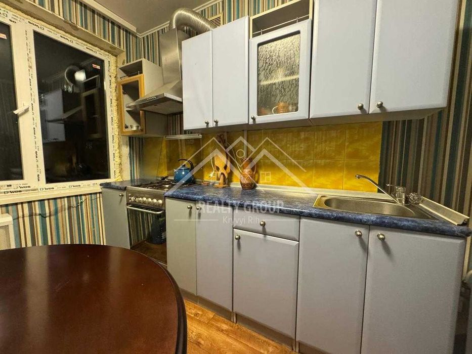 Продаж 3к квартири у центрі міста , вул Українська 5