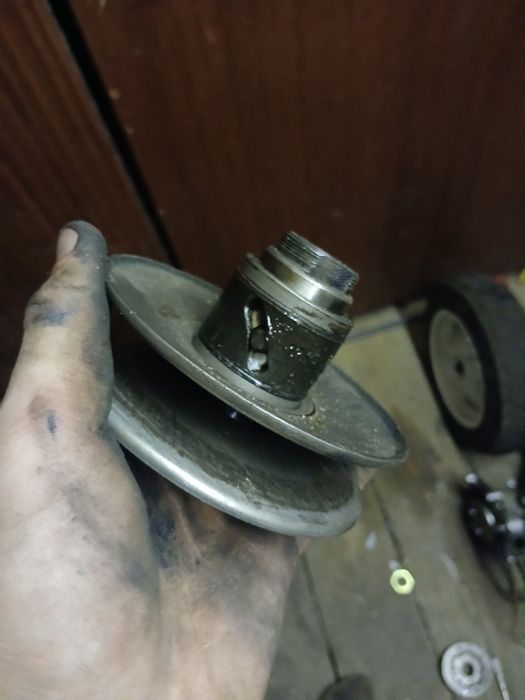 Шкива 3кдж без одной направляющей