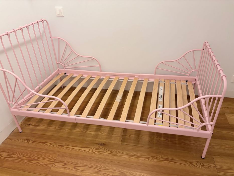 MINNEN Estrut cama ext c/estrado ripas, rosa claro, 80x200 cm