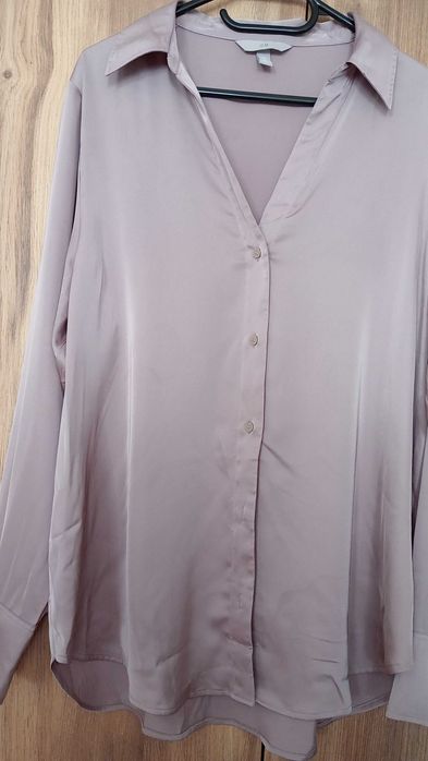 Nowa śliczna bluzeczka