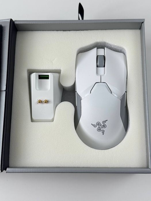 Бездротова комп'ютерна миша Razer Viper Ultimate Wireless White