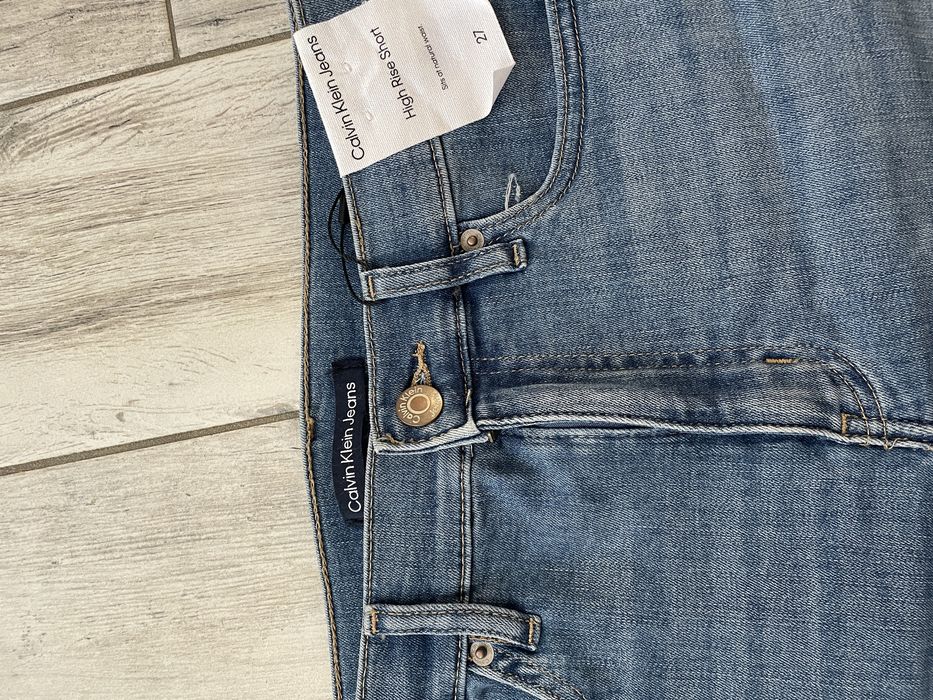Шорти Calvin Klein 37р
