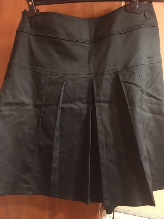 Spodnica czarna orsay