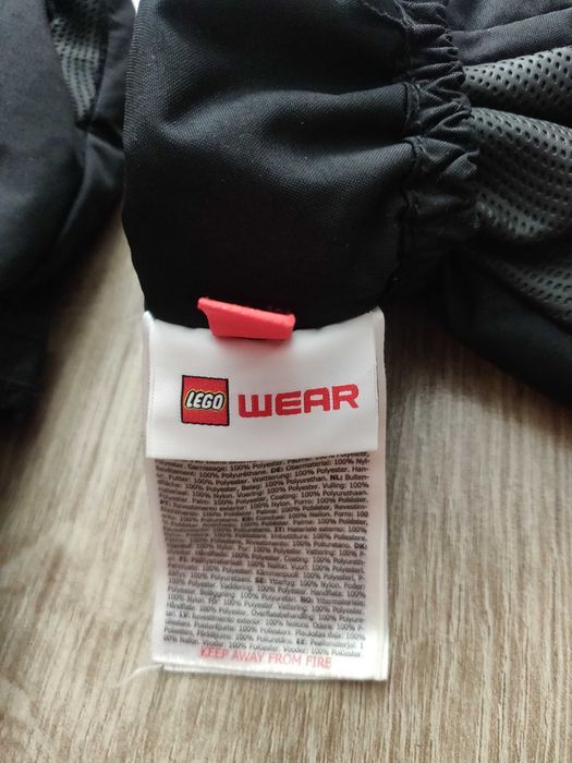 Лыжные перчатки Lego Wear waterproof  5-6 лет до 116 см..