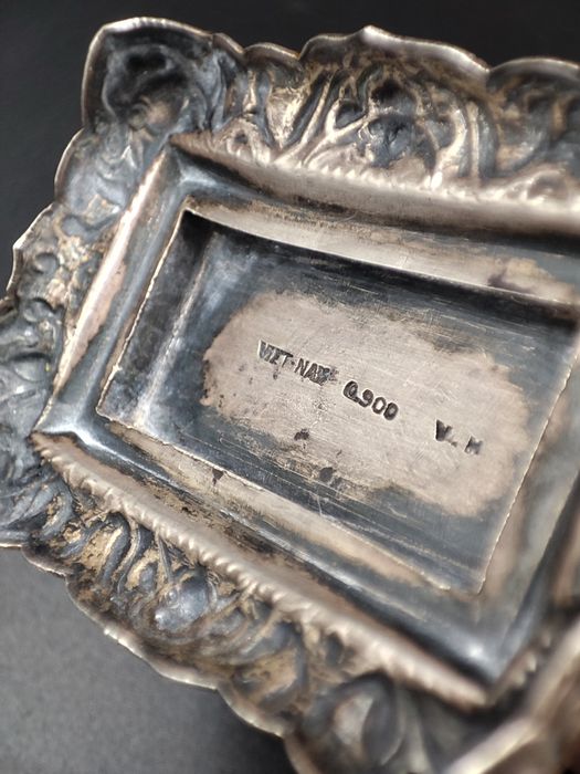 Підставка під сірники, В'єтнам; срібло 900, СРСР