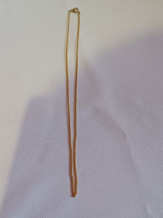 Łańcuszek złocony,