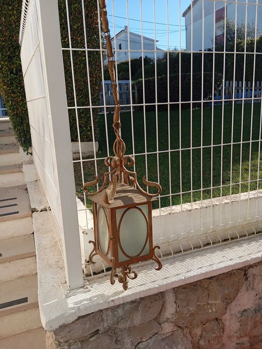 Candeeiro de tecto antigo estilo lanterna (vintage)