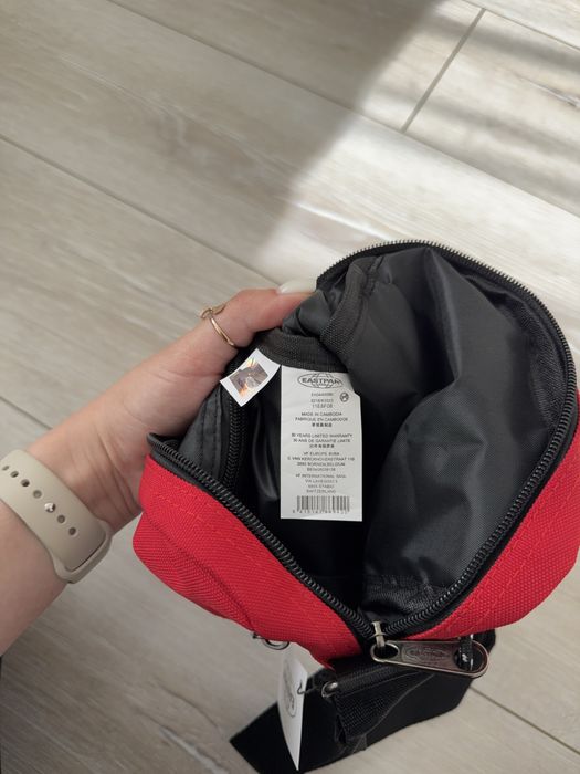 Месенджер  Eastpak / месенджер істпак