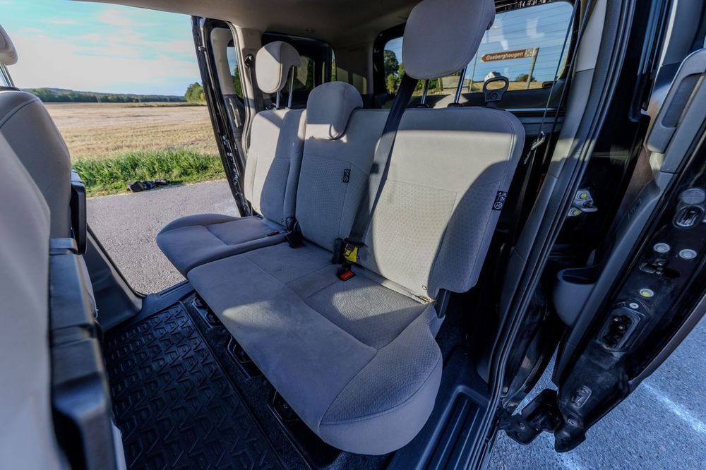 Nissan e-NV200 2015