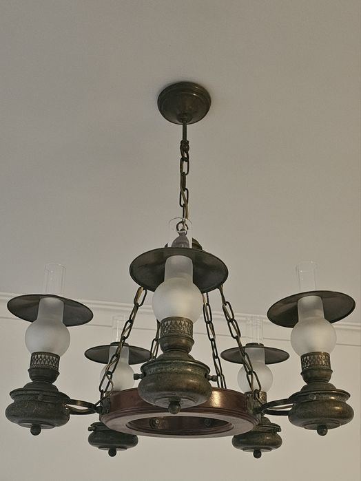 Candeeiro ferro forjado e madeira