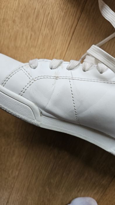 Buty damskie trampki sneakersy skórzane białe Diadora włoskie