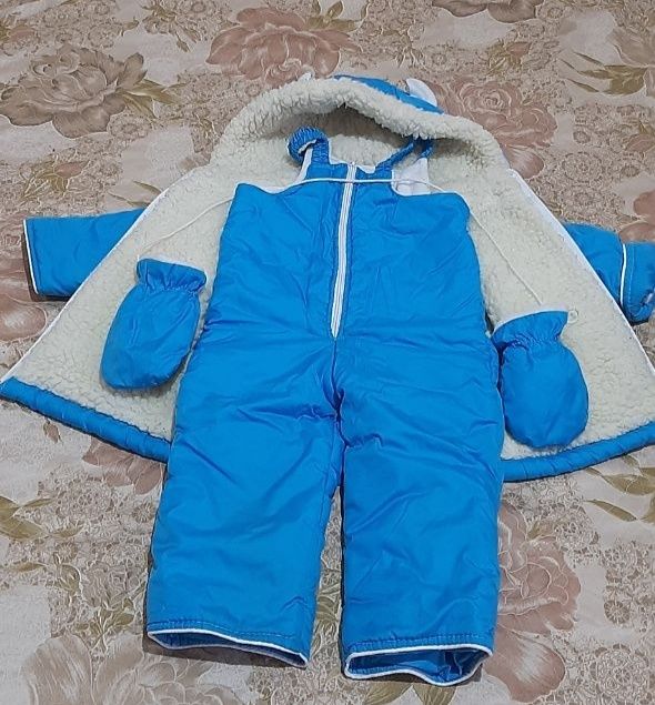 Конверт-комбінезон для хлопчика.