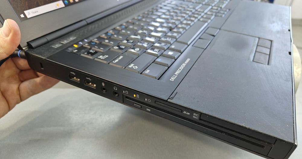 Dell Precision m6800 i7 16gb 256ssd Nvidia k3100m