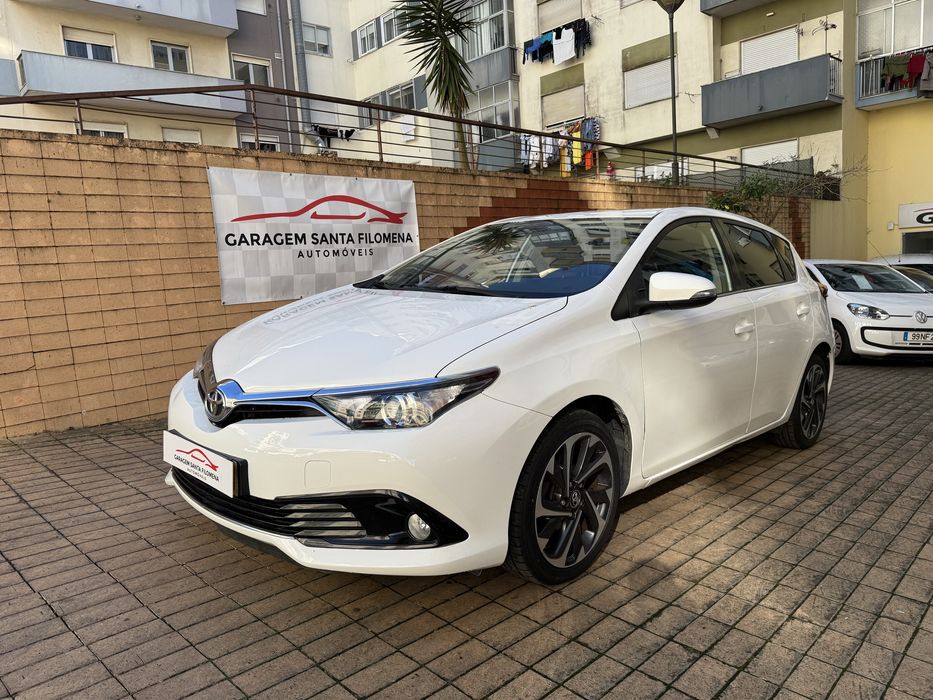 Toyota Auris 1.4 D4D - Nacional - 18 Meses de Garantia