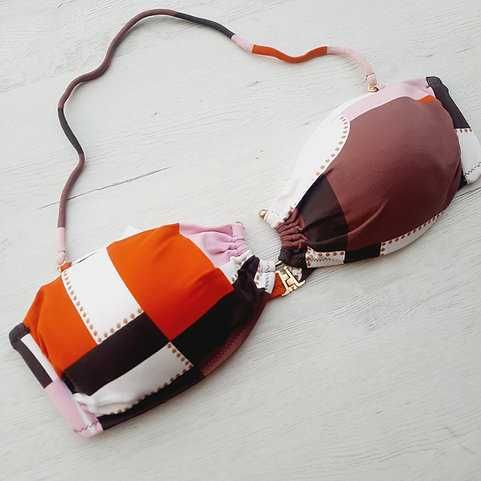 Biquini quadrados coloridos