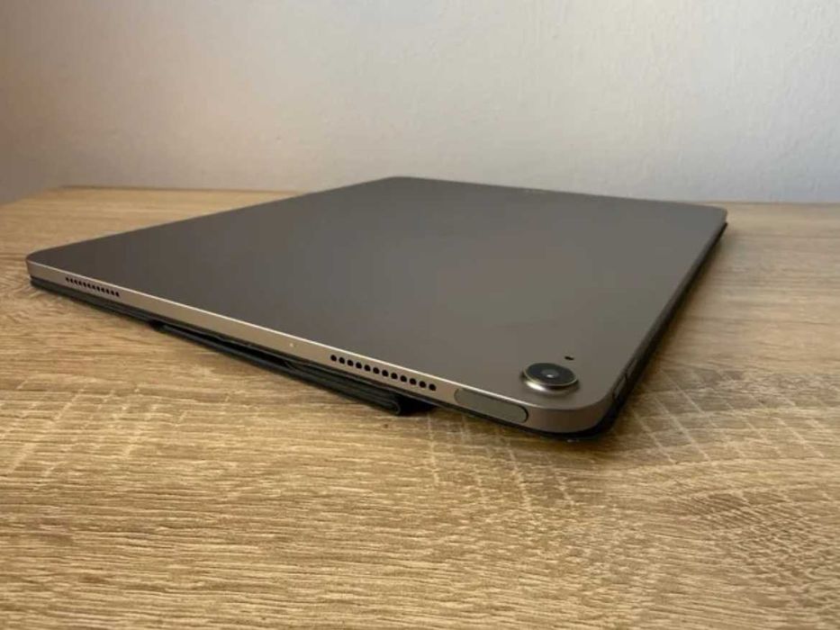 Apple iPad Air M2 13" (Bateria 99% / Na Garantia) + Capa e Fatura