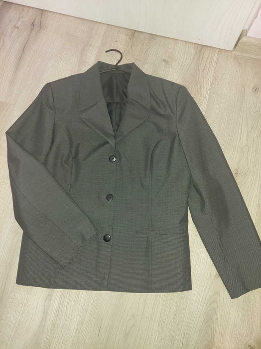 Garsonka damska na podszewce r.42