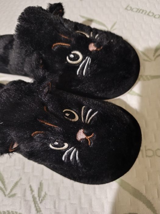 Ciepłe papcie damskie rozm 39