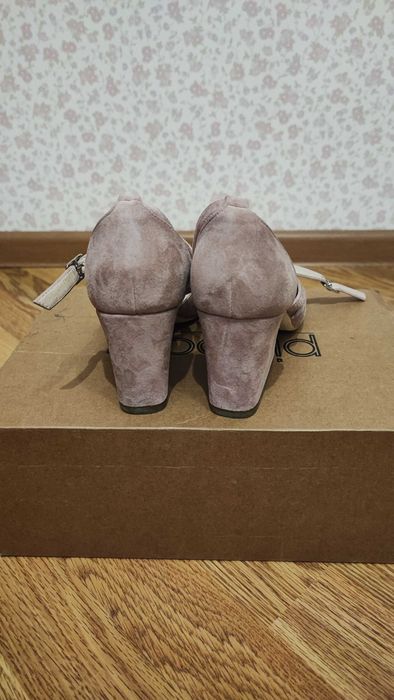 Босоніжки літні замшеві