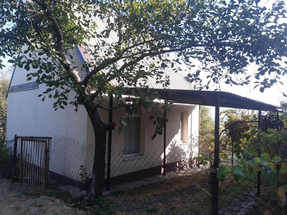 Продається дача з видом на річку Дніпро