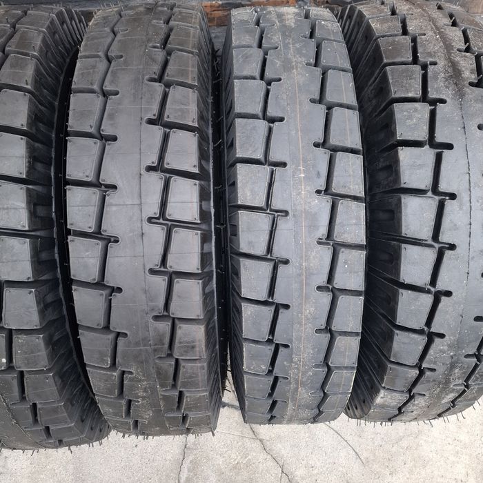 Шини 215-381 / 230/90-15 / 240-381 / 8.25-15