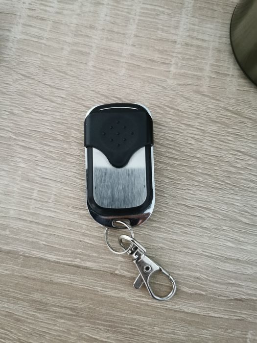 Universal Remote Control with Battery64286174478211121