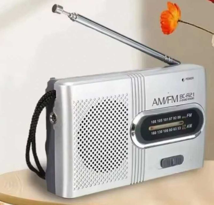 Міні-радіо FM АМ-радіо Вбудований динамік Радіоприймач на батарейках