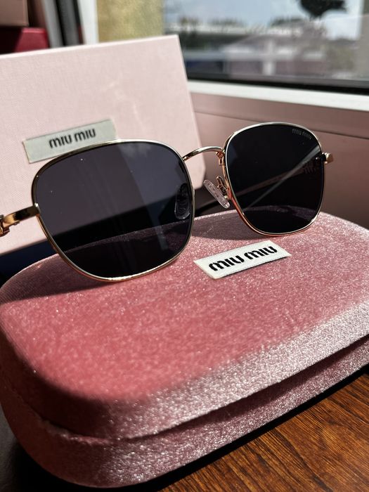 Okulary preciwsłoneczne Miu Miu