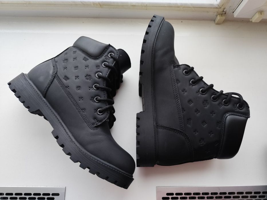 Чоловічі утеплені черевики р.43. Мужские ботинки на флисе
