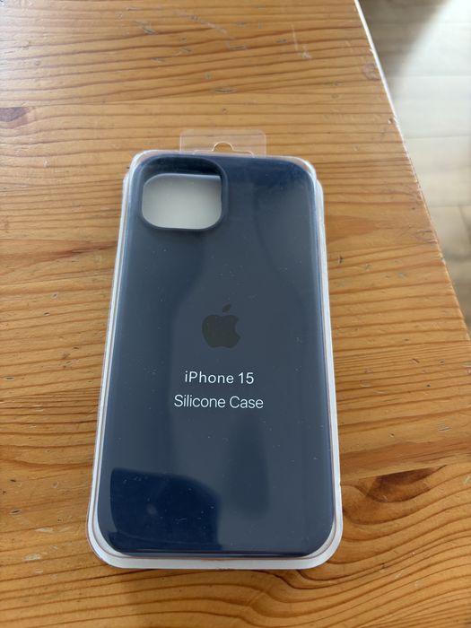 Iphone 15 bateria 87%