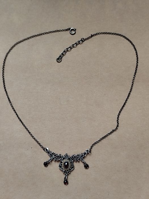 Piękna kolia - stary wyrób - srebro 835 B + granaty