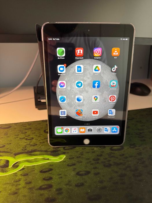 iPad mini 3 – idealny do czytania, nauki i podróży, 64 GB